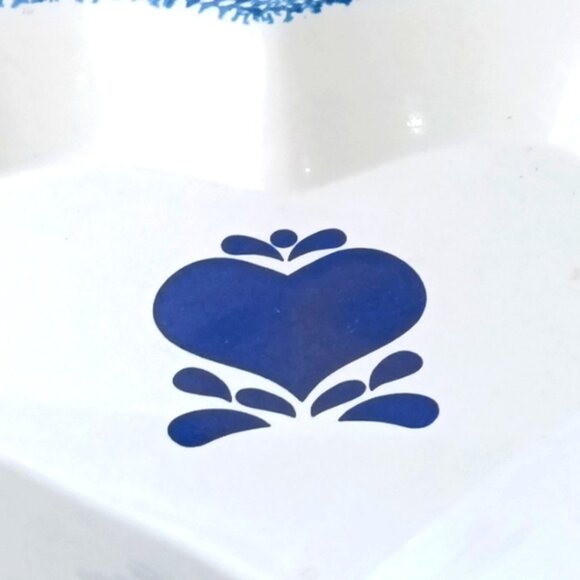 Blue Spongeware Heart Shaped Pie Dish‎ w/ Blue Heart Decor Glazed - Picture 4 of 4